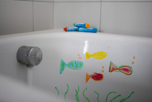 Bath drops and Bath Crayons set